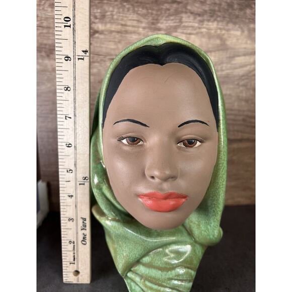Vintage Female Head Bust Hand Painted Chalk Ware Green Head Scarf Ceramic - Picture 4 of 16